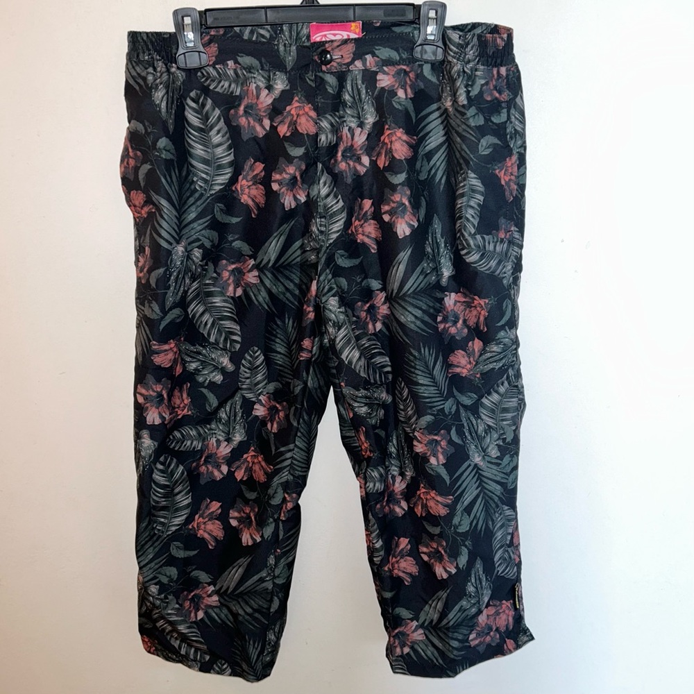 Palmwave - Womens Size: XL Hawaiian Tropical Print Hibiscus Capri Pants NWOT